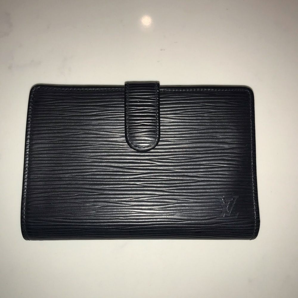 Louis Vuitton Epi Leather wallet